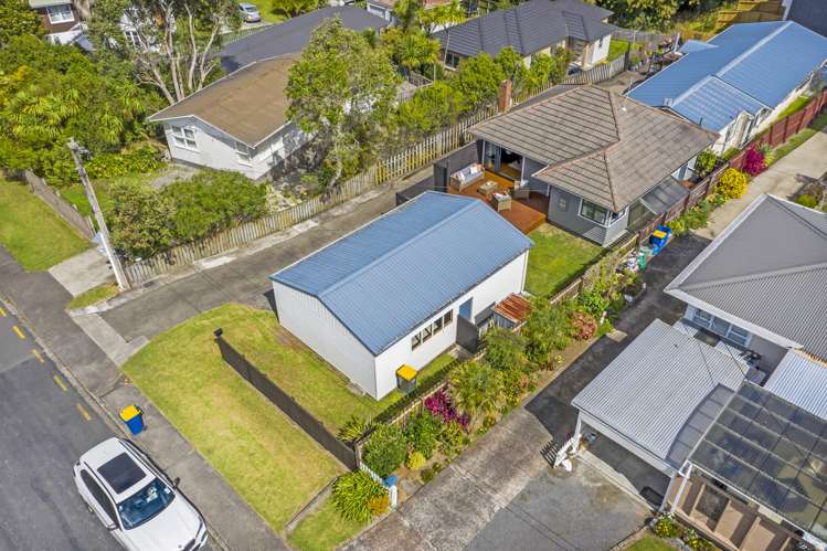 58 Titoki Street Te Atatu Peninsula_14