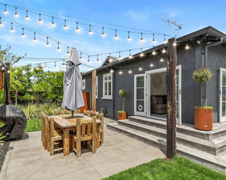 71 Naylor Street Hamilton East_16