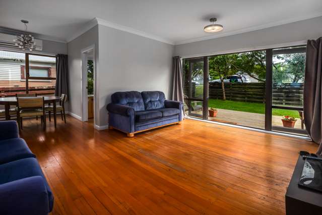 1 Bay Drive Titahi Bay_4