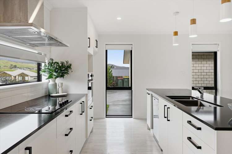 11 Tarata Place Owhata_5