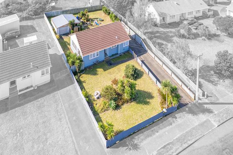 51 Kowhai Street Castlecliff_15