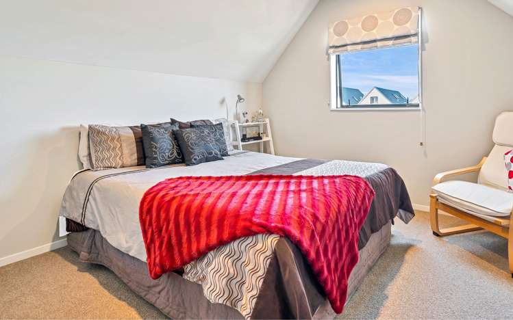 54 Squadron Drive Hobsonville_13