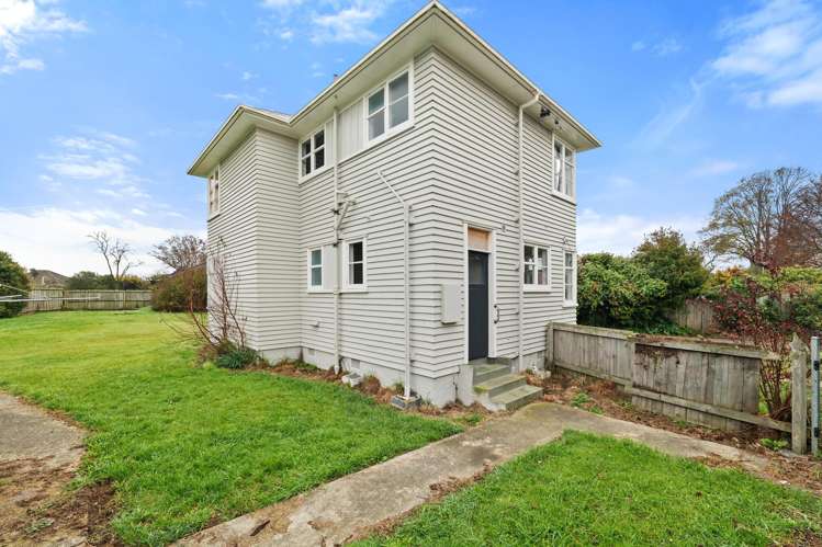 8 Lyall Place Bryndwr_21