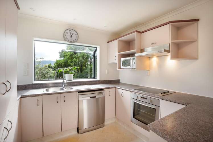 195 Holborn Drive Stokes Valley_3