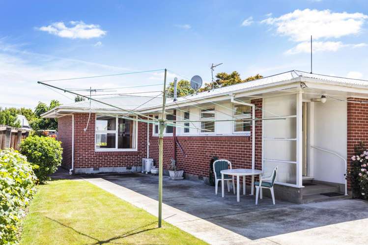 6 Rochford Place Bryndwr_17