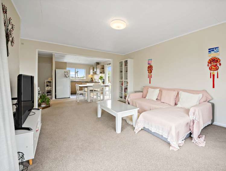 1 Glenbury Place Massey_21