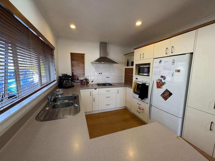 B/16 Gemini Place Kawaha Point_6