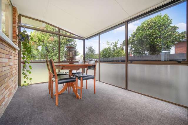 2/15 Poinsettia Place 11401_4