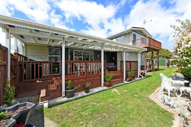 14 Harvard Grove Totara Park_1