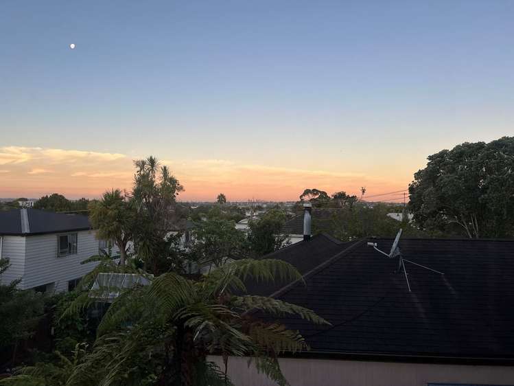 149A Titirangi Road New Lynn_13