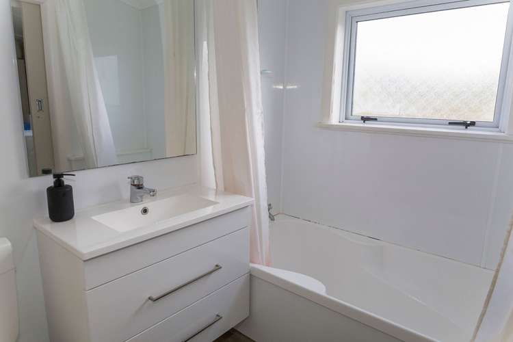 365 High Street Dannevirke_10