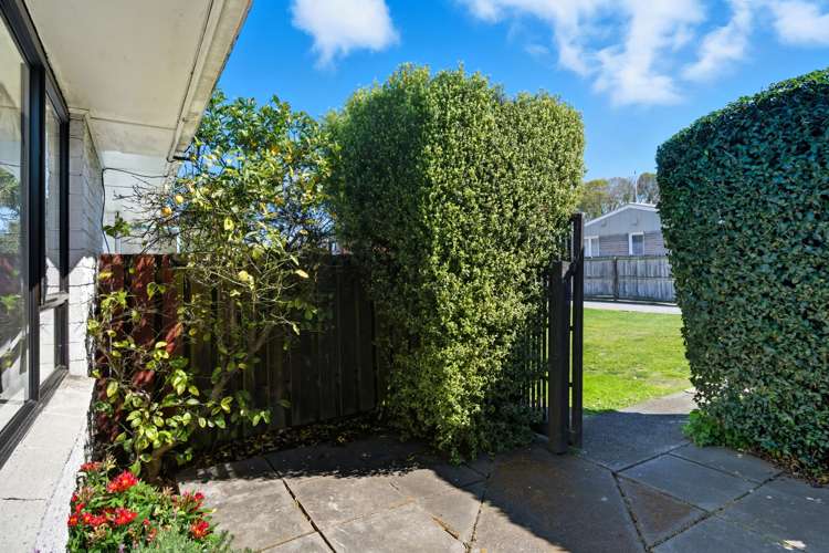 2/100 Southampton Street Sydenham_2