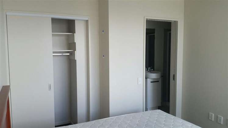 1522/10 Waterloo Quadrant Auckland Central_3