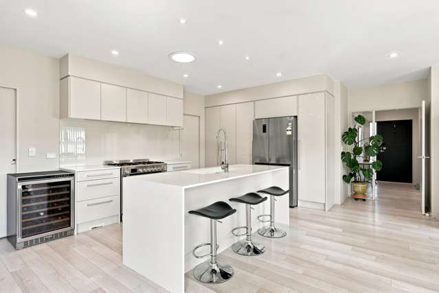 13 Andalusian Way Karaka_2