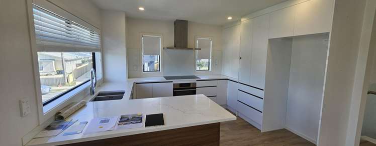 70A Portage Road New Lynn_14