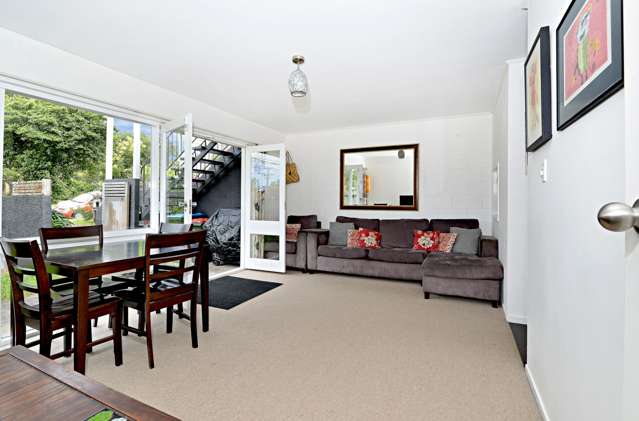 3/2 Mountain View Road Morningside_1