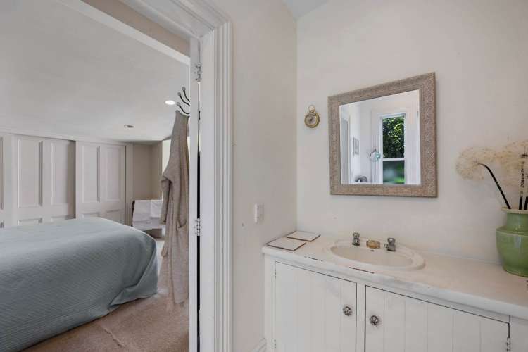 6 Eton Avenue Devonport_20