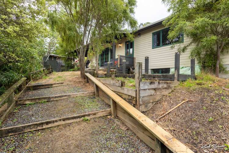 12 Hillside Drive Maoribank_18