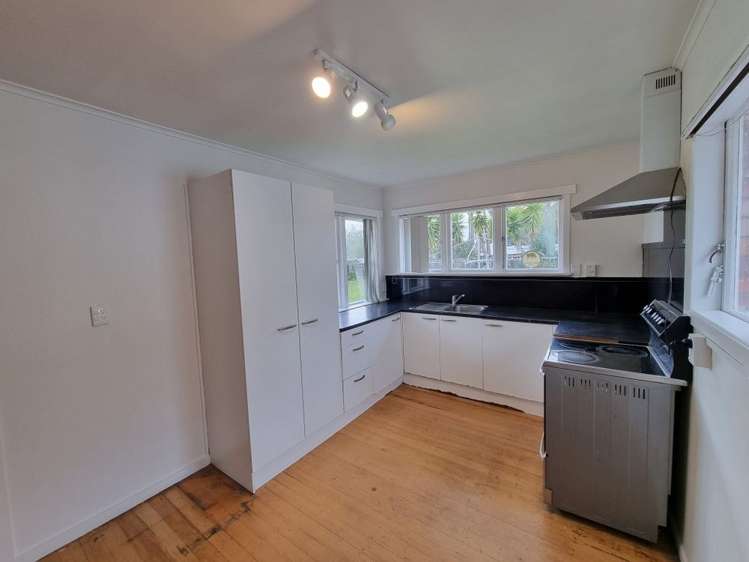  1 Mountfort Street Manurewa_8