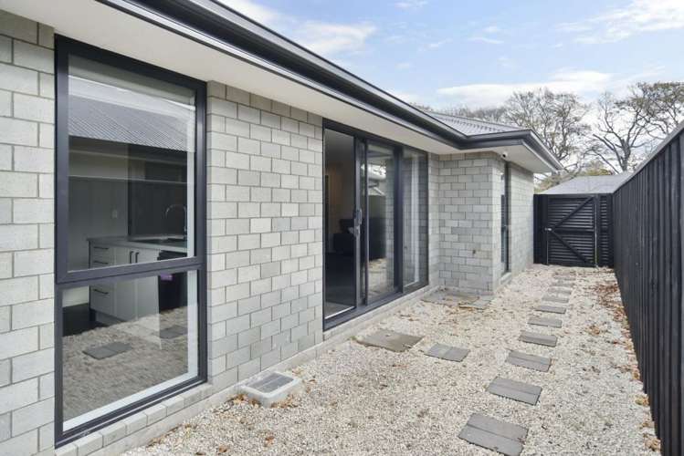 72 Quinn Crescent Woodend_15