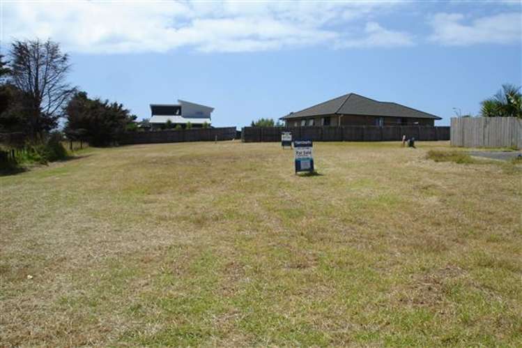 9 Ocean View Rise Ruakaka_1