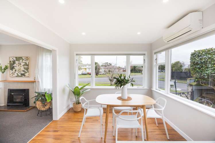 11 Churchill Avenue Feilding_2