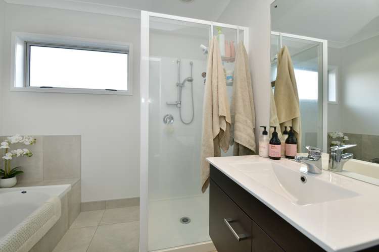 81 Maylee Crescent Gulf Harbour_13