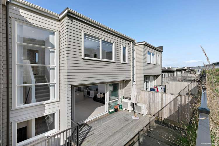 137 Barbarich Drive Stonefields_14