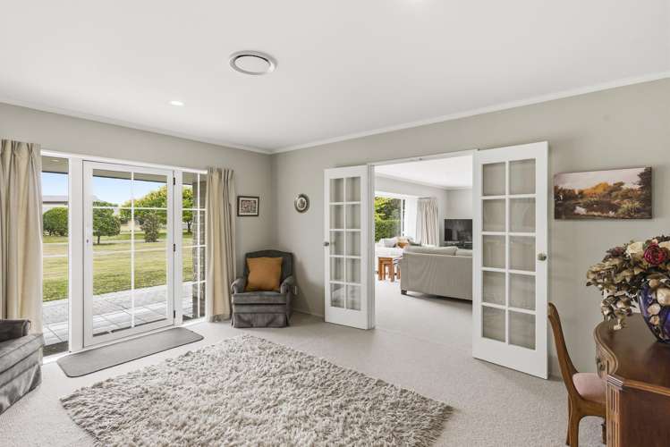 4 Lakewood Grove Levin_38