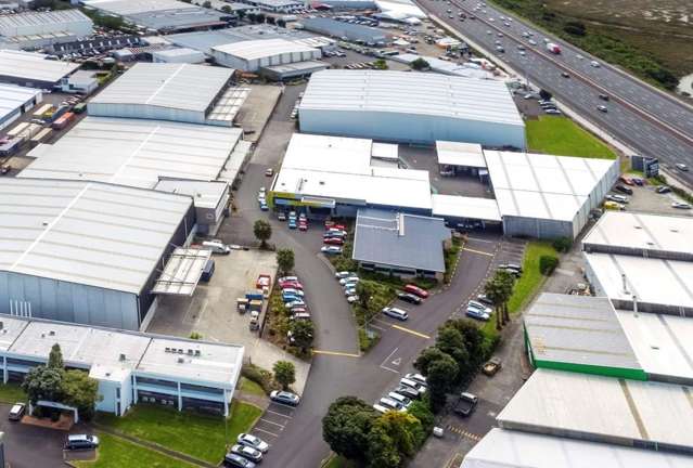 Building 1,686 Rosebank Road Avondale_3