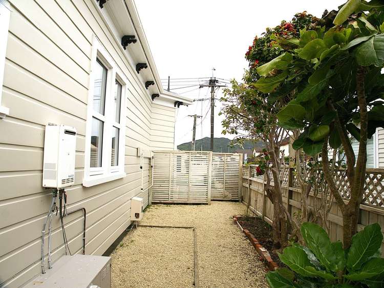 17 Campbell Street Karori_18