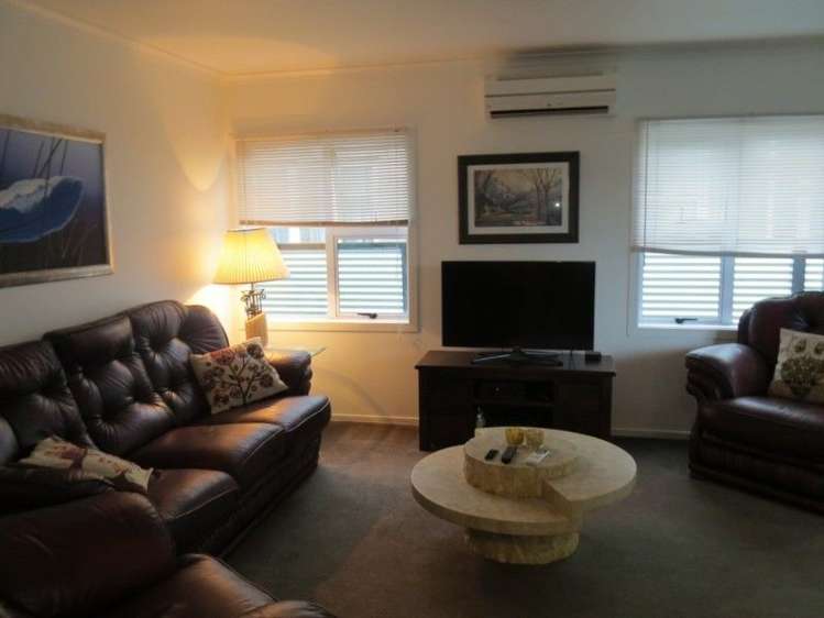 14 Aroha View Avenue Te Aroha_11