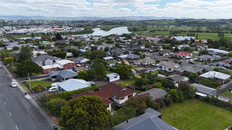 37 Cromer Street Balclutha_24