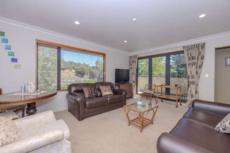 120 Lagoon Avenue Albert Town_6