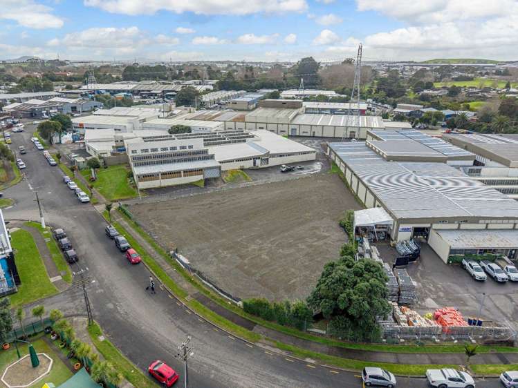 25 Lovegrove Crescent Otara_2