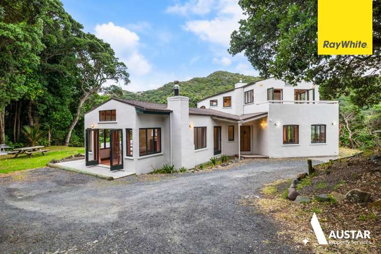 175 Marine Parade North Piha_20