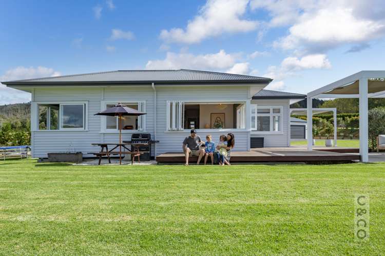 79 Mount Albion Rise Taupaki_23