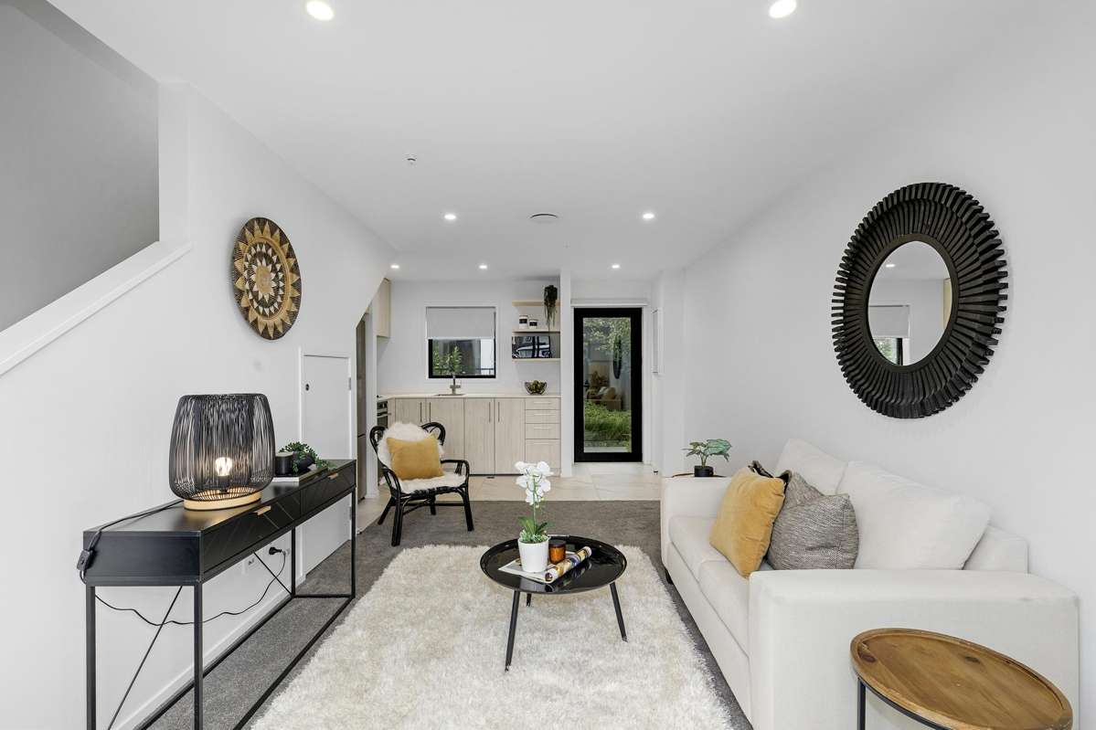 5/4 Johnston Grove_0