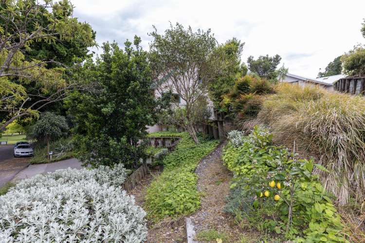 6 Fiesta Grove Raumati Beach_13