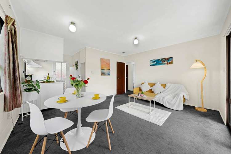 1/68 West Coast Road Glen Eden_18