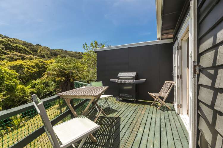 15 Beatty Parade Surfdale_11