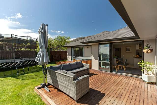 8 Ada Place Dalefield/Wakatipu Basin_4