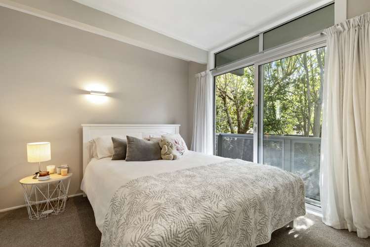 473 Beach Road Murrays Bay_21