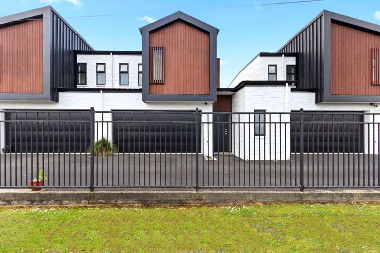 2/36 Blackburn Street_0