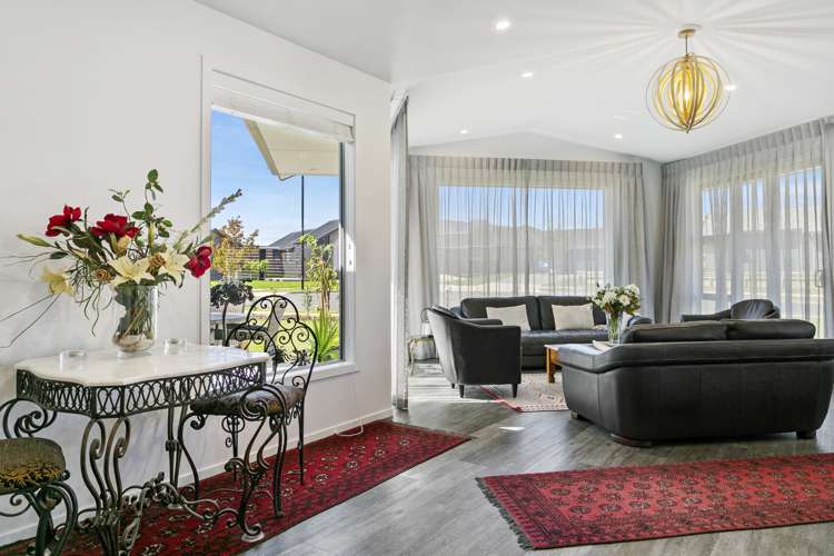 19 Wai Terrace Wharewaka_1