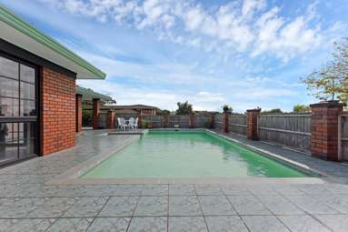3 Aylmer Court_4