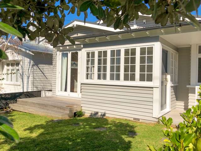 27 Warwick Avenue Westmere_1