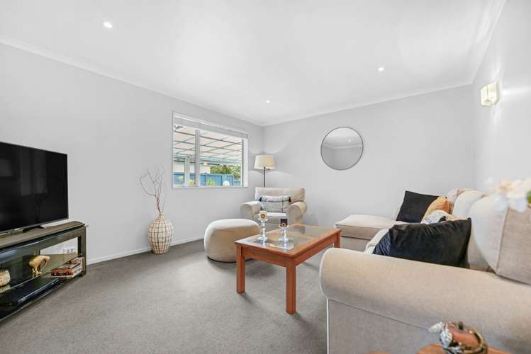 11 Murray Becroft Avenue Henderson Valley_14