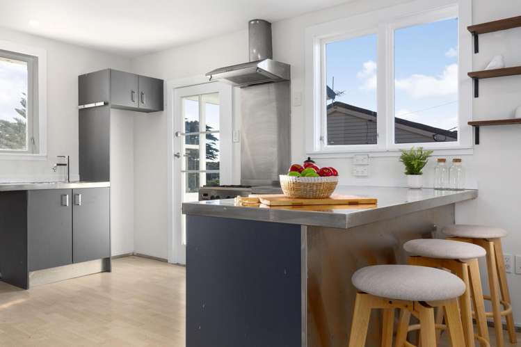 5 Matatiro Street Titahi Bay_6