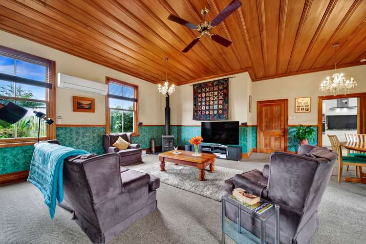 7 Richmond Road Waitara_3